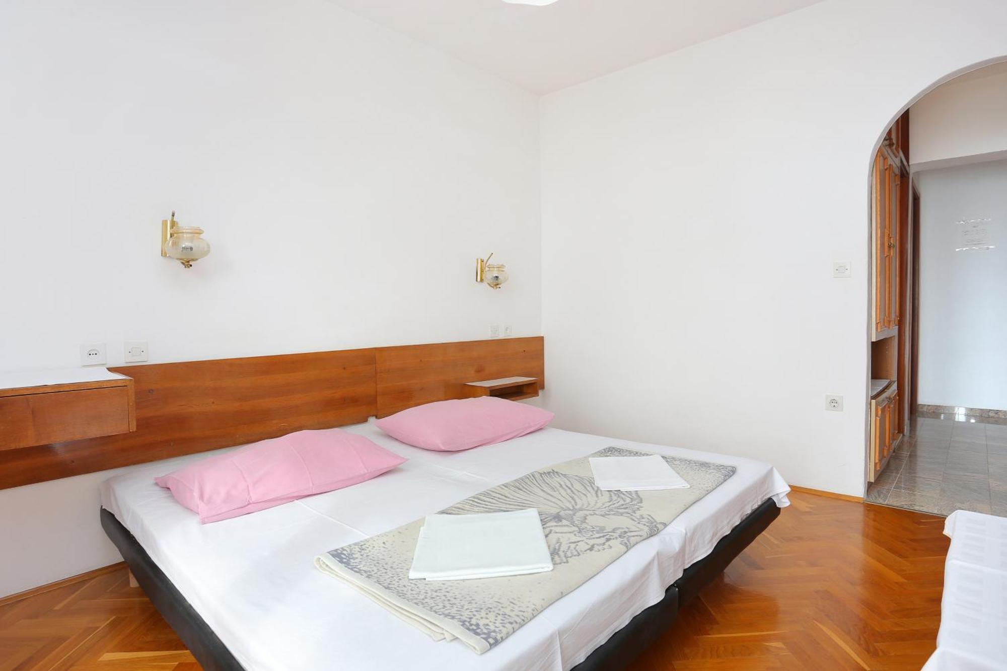 Rooms With A Parking Space Brela, Makarska - 17281 Quarto foto